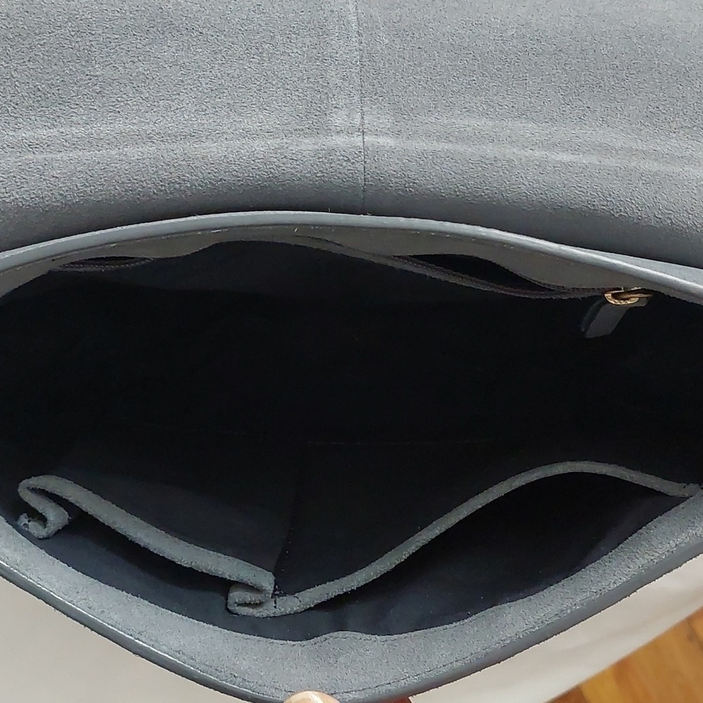 Acote suede grayish blue bag. - Picture 7 of 11